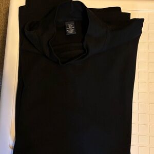 Black Mock Turtleneck Men’s Size LT